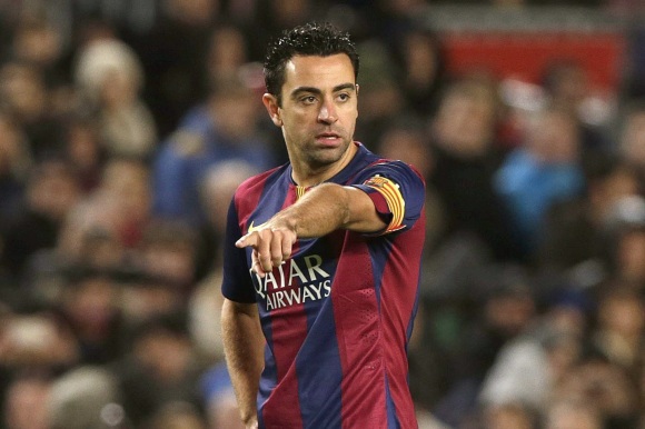 xavi-senala-espanyol-efe.jpg