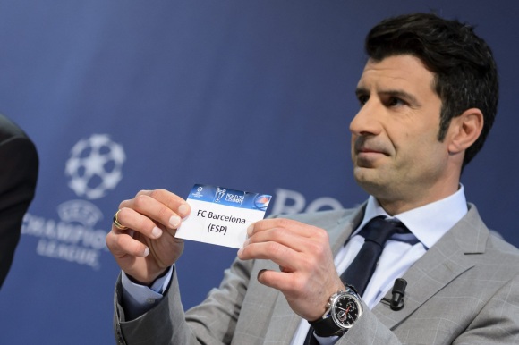 figo-sorteo-efe.jpg
