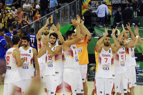 Espana-aplauso-francia-victoria-efe-2014.jpg