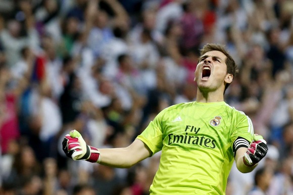 Casillas-Gritazo-Clasico-2014-efe.jpg