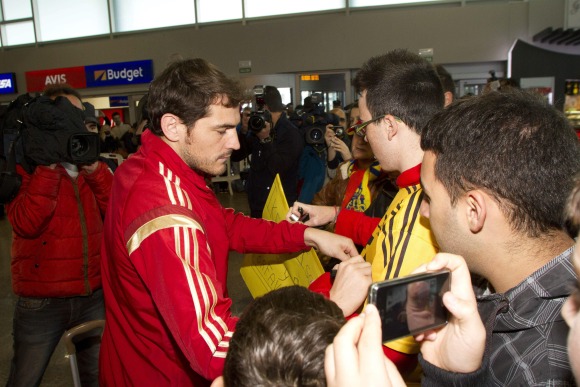 Casillas-llega-vigo-2014-efe.jpg