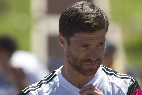 xabi-entreno-usa-efe.jpg