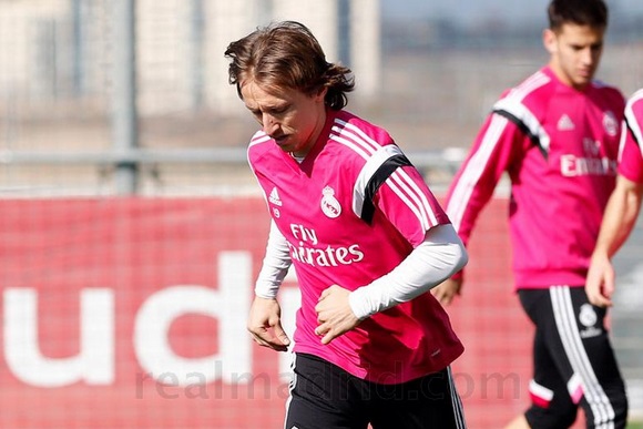 modric-entreno-realmadrid.jpg