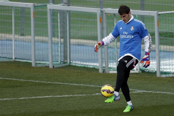 casillas-entreno-efe.jpg