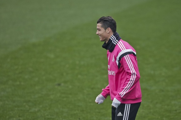 cristiano-entreno-rosa-efe.jpg