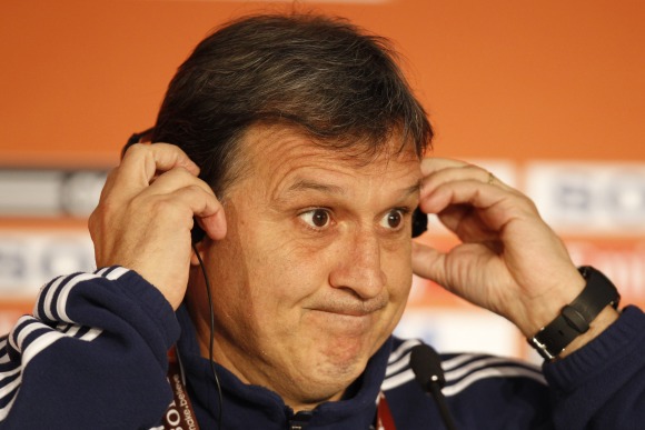 Tata-Martino-Paraguay-Sudafrica-2010-reuters.jpg