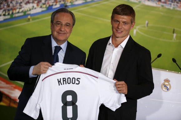 kroos-florentino-presentacion-reuters.jpg