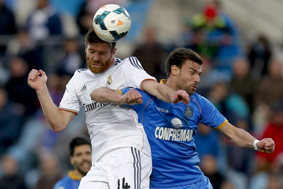 Xabi-Alonso-salto-Getafe-2014-efe.jpg