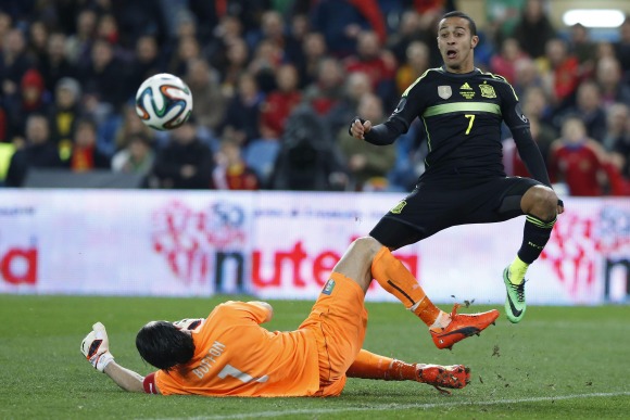 Thiago-Salta-Espana-Italia-2014-efe.jpg