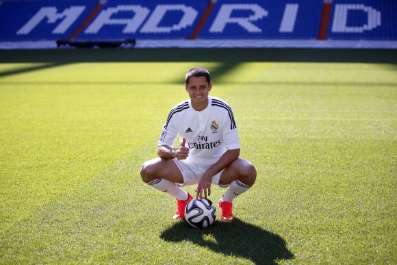 chicharito-presentacion-reuters.jpg
