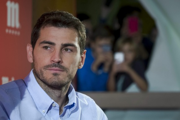 Casillas-acto-Mahou-2014-efe.jpg