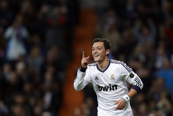Ozil-celebra-2013-reuters.jpg