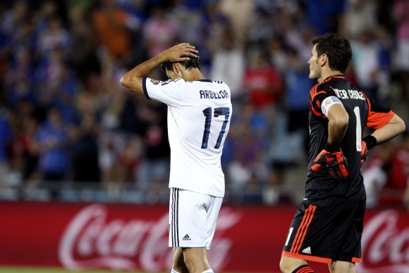 Arbeloa-Casillas-getafe-2012-efe.jpg