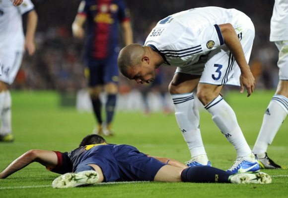 Pepe-grita-iniesta-2012-reuters.jpg