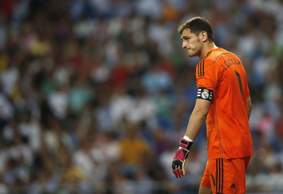 Casillas-resignado-2014-reuters.jpg