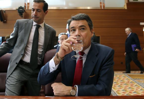 ignaciogonzalez-agua.jpg