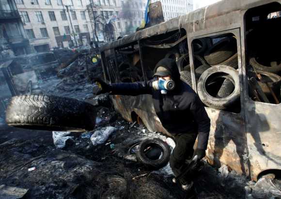 ucrania-kiev-destrozos.jpg