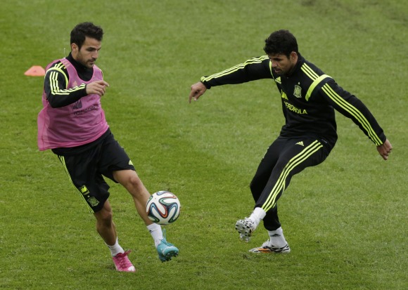 Cesc-costa-entreno-2014-espana-reuters.jpg