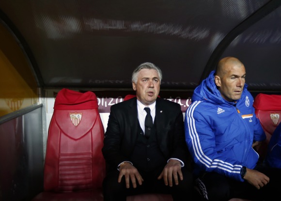ancelotti-zidane-2014-reuters-banquillo-pizjuan.jpg