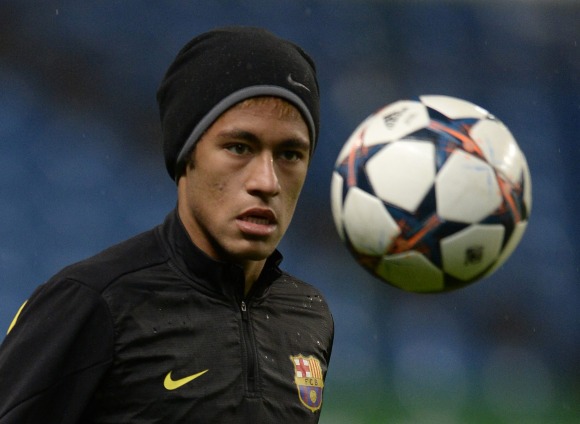 Neymar-pelota-entreno-2014-reuters.jpg