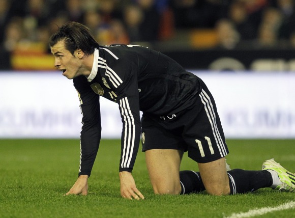 Bale-mirada-2015-Mestalla-reuters.jpg