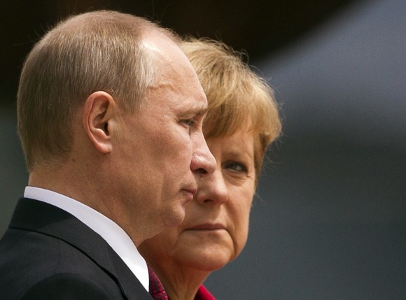 Putin-Merkel-2014-reuters.jpg