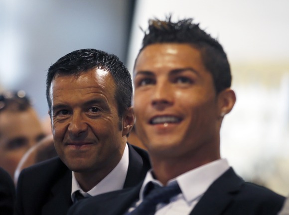 Mendes-CR7-2013-renovacion-reuters.jpg