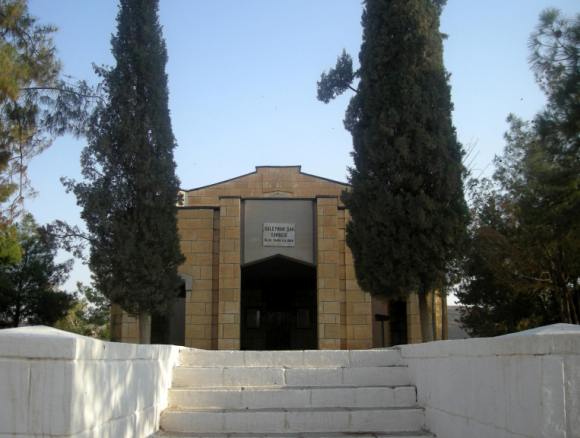 tumba-turquia-fundador.jpg