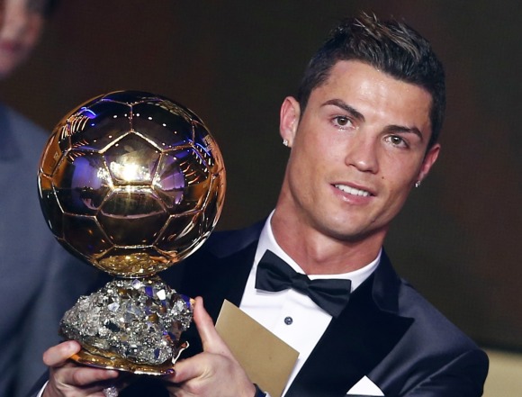 CR7-balon-oro-2013-EFE.jpg