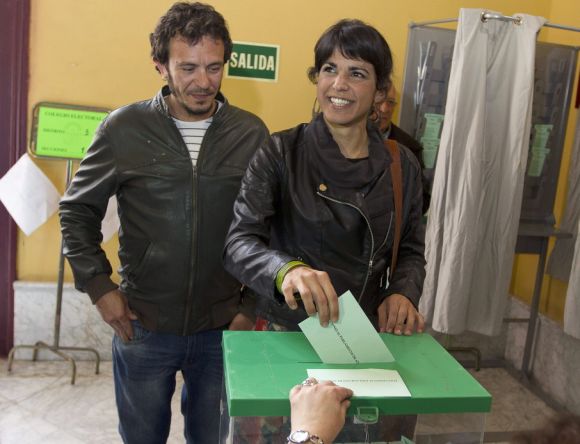 teresa-rodriguez-vota.jpg