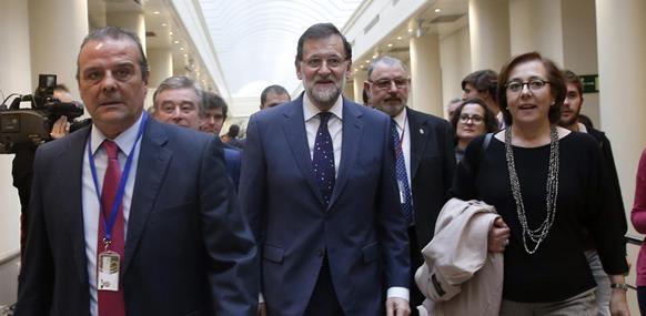 rajoy-rodeado.jpg