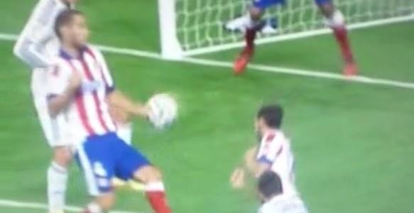 Mario-Suarez-mano-2014.jpg