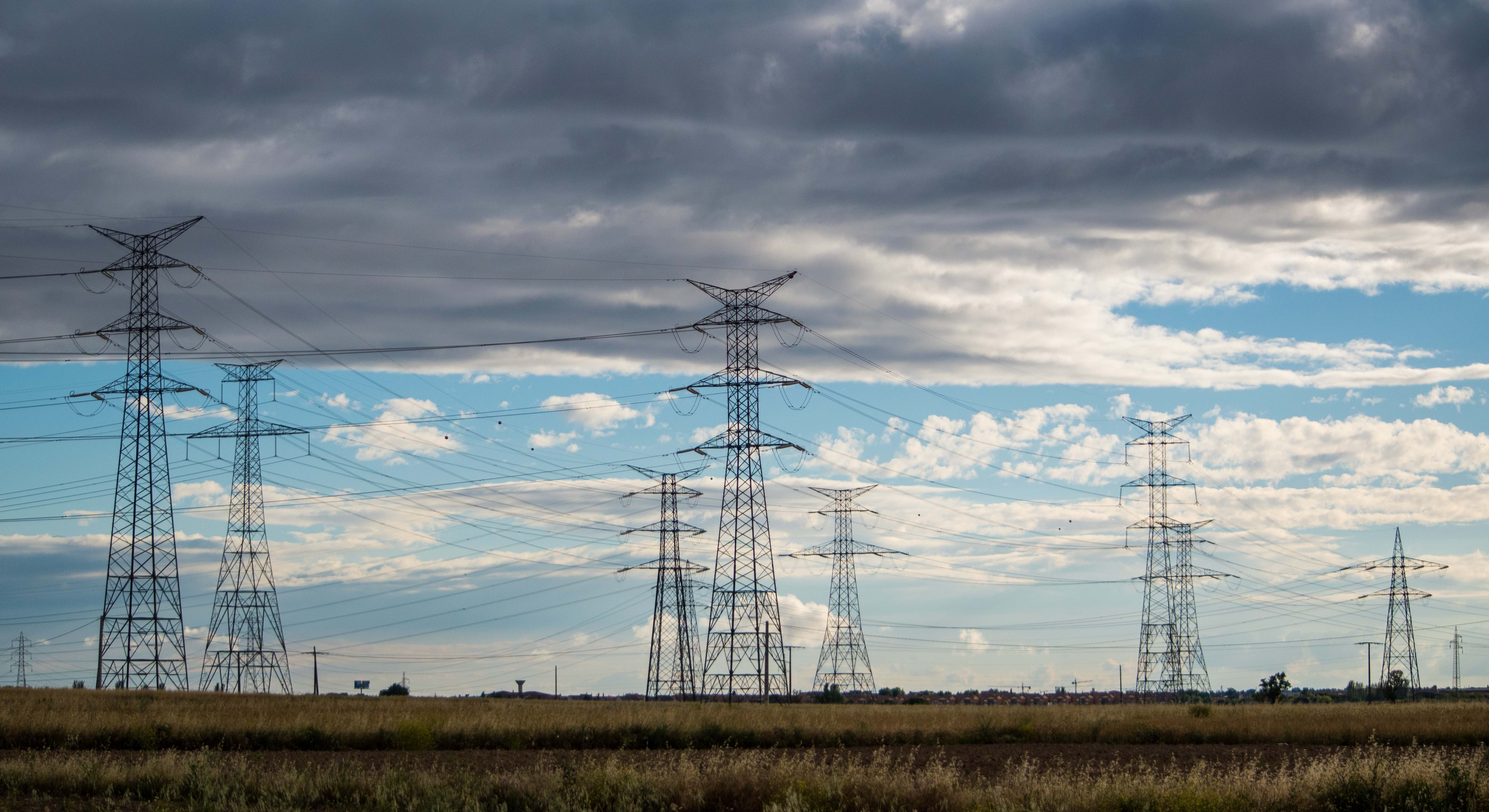 Tendido eléctrico. / iStock