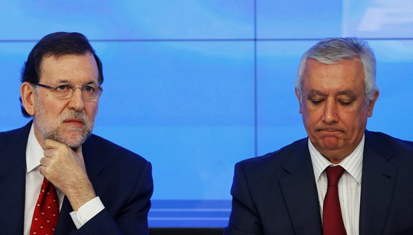 javierarenas-serio-rajoy-cuello.jpg