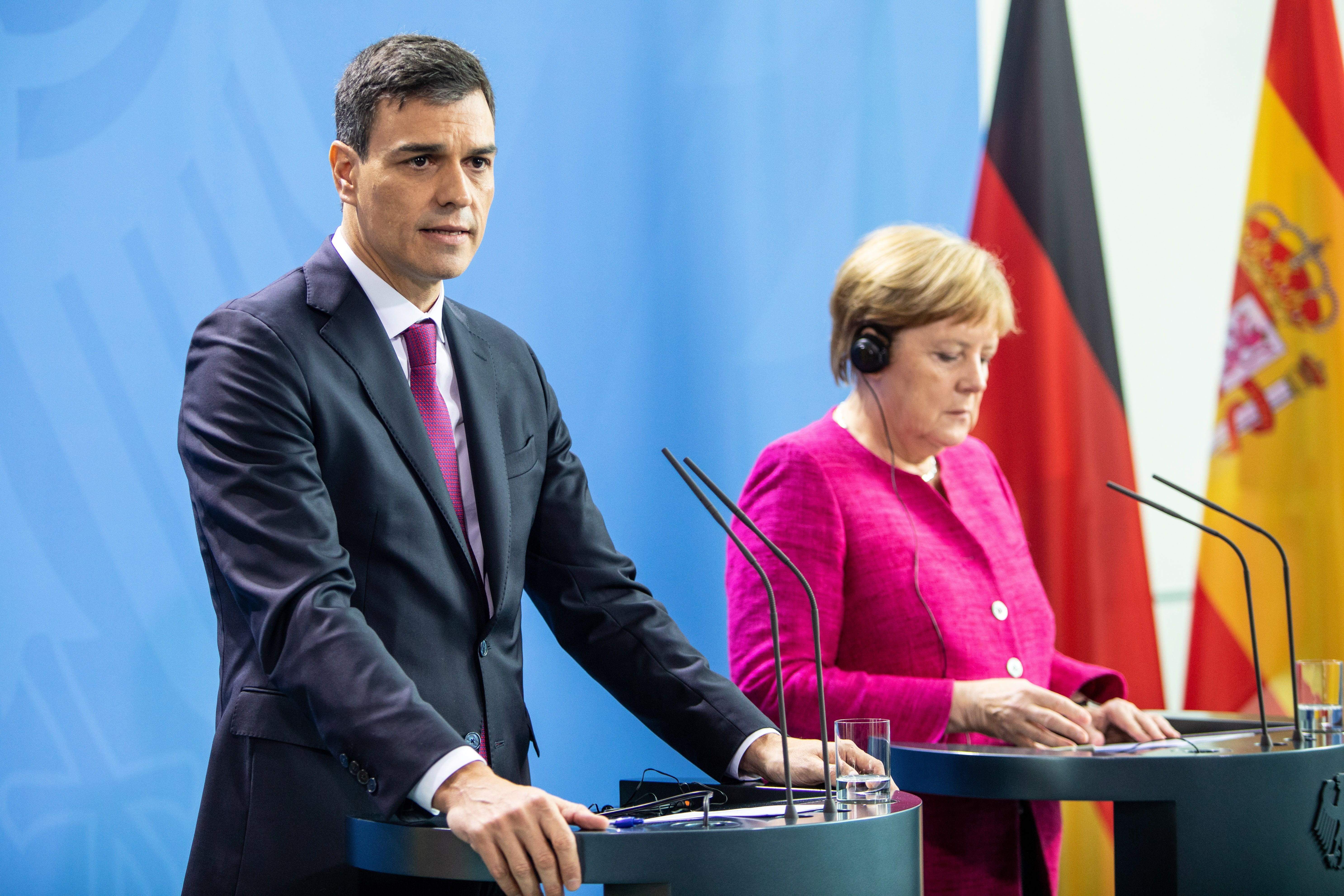 sanchez-merkel-berlin-26junio.jpg
