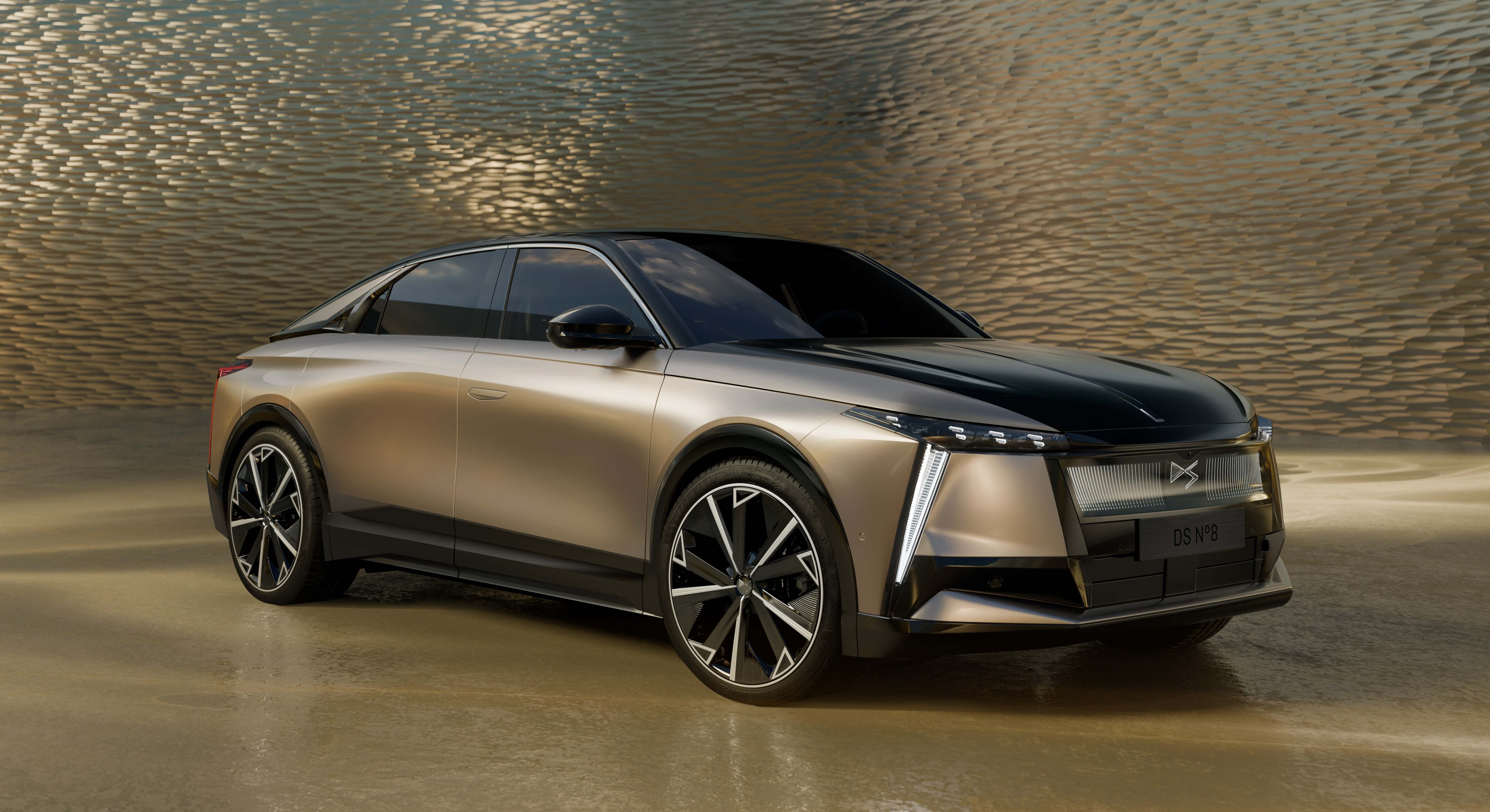 Exterior del coche DS Nº8
