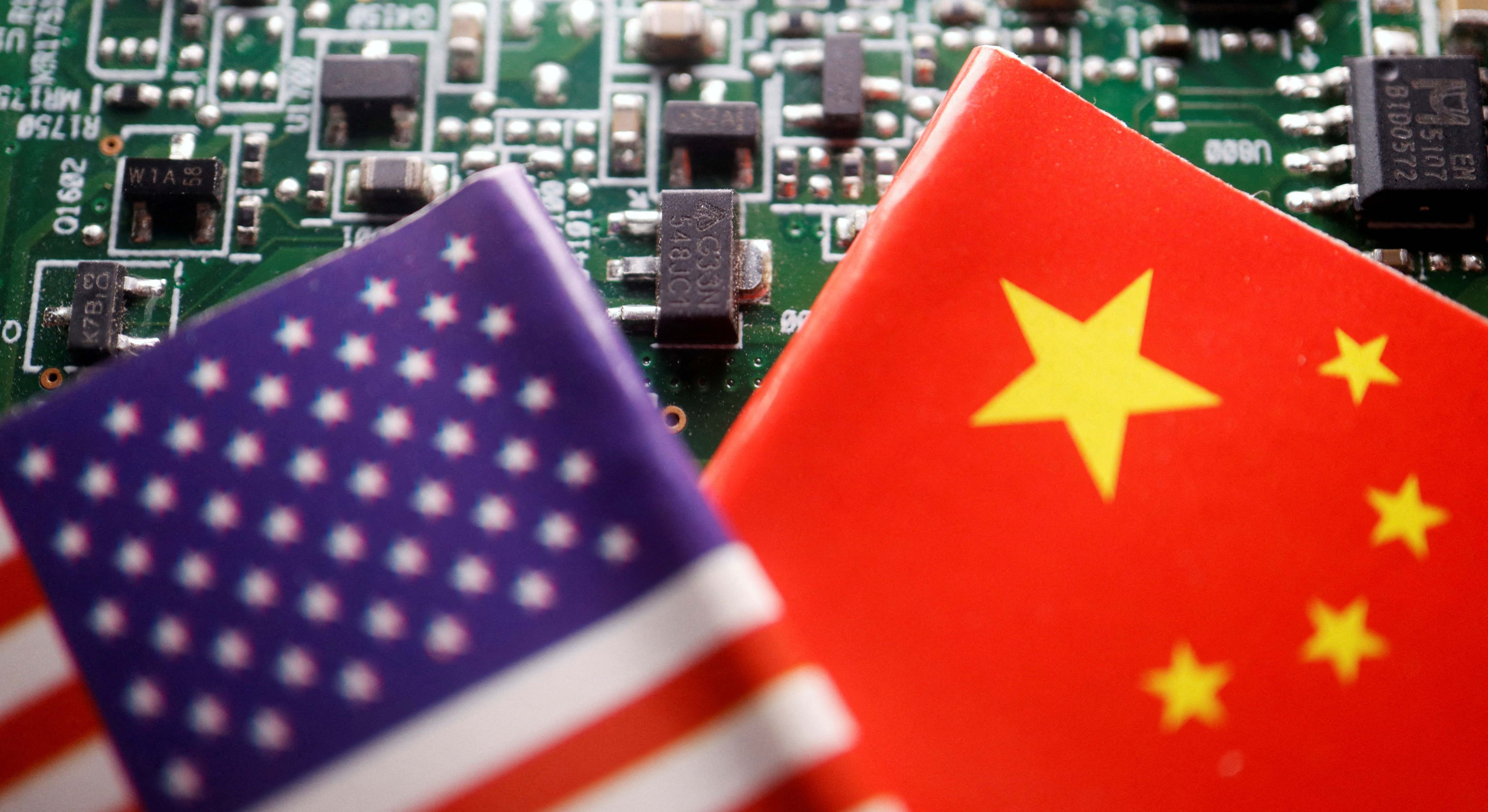 Estados Unidos frente a China en la industria de los semiconductores
