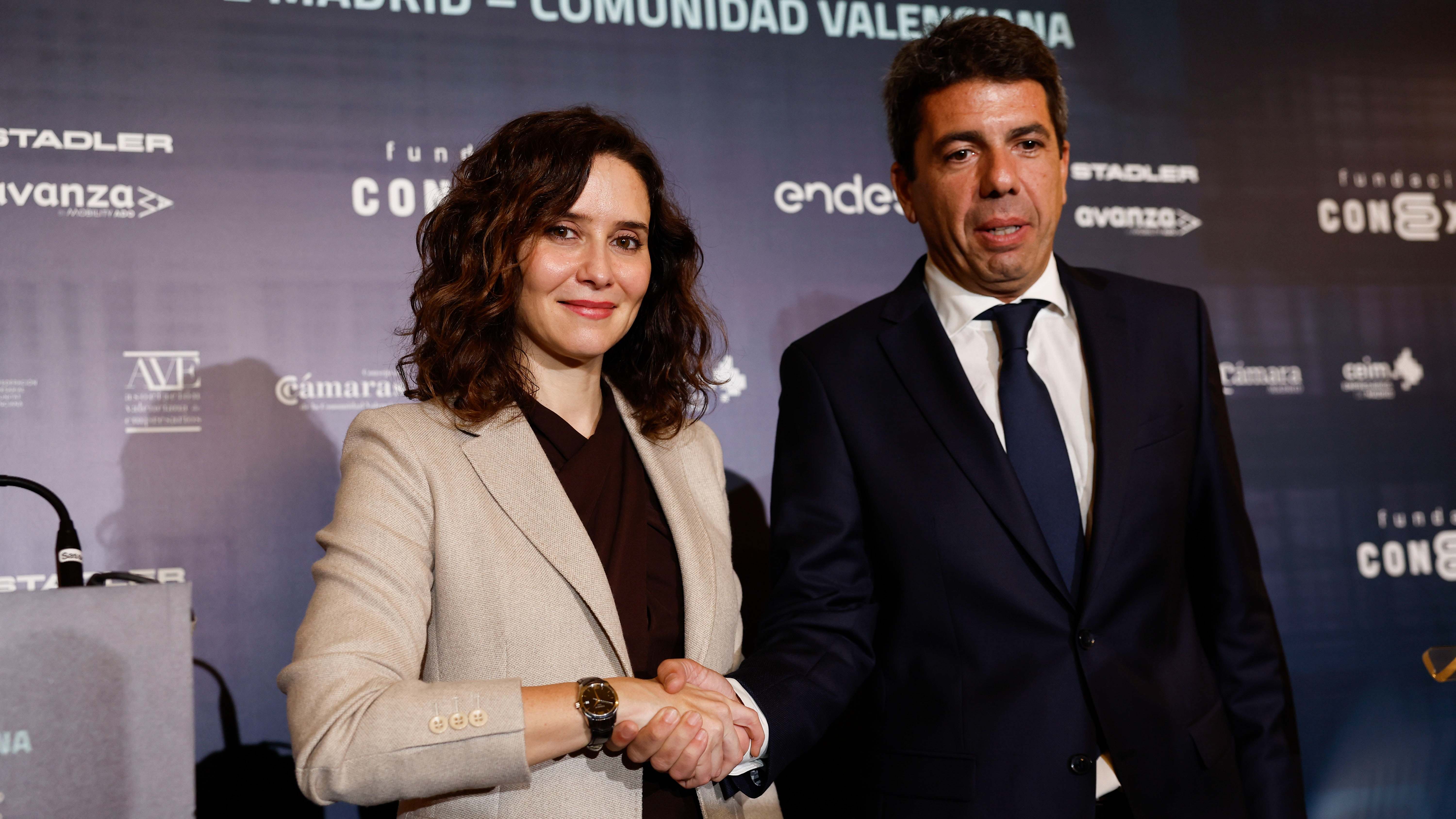 Isabel Díaz Ayuso, presidenta de la Comunidad de Madrid y Carlos Mazón, presidente de la Generalitat Valenciana