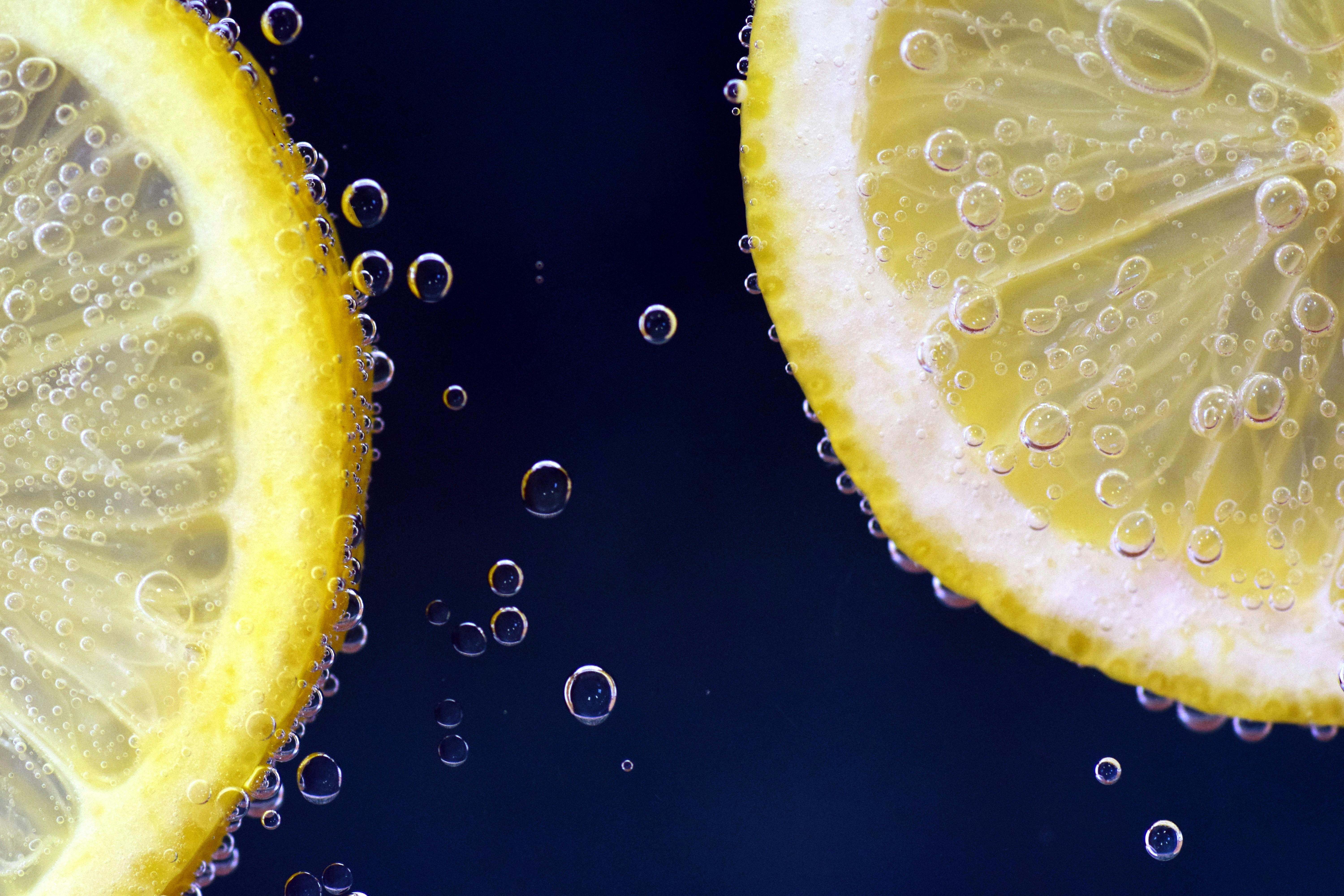 El limón es el fruto del limonero