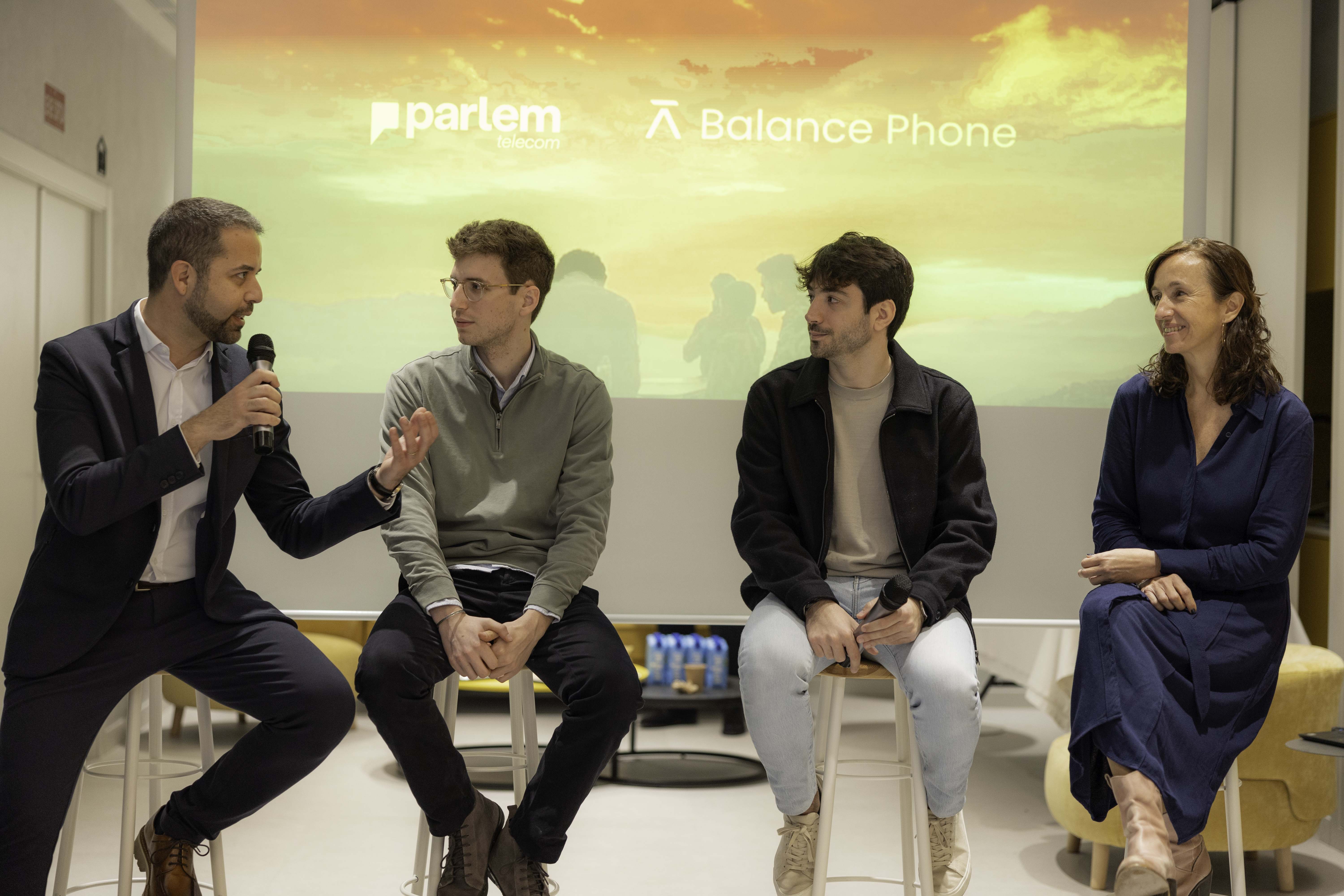Los directivos de Parlem y Balance Phone. EE