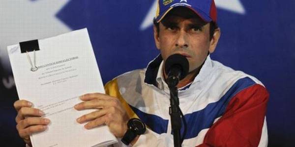 capriles-impugna-elecciones-efe.jpg