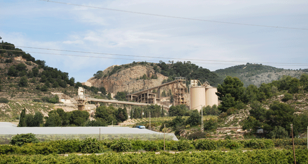 Cantera de Lafarge en Sagunto