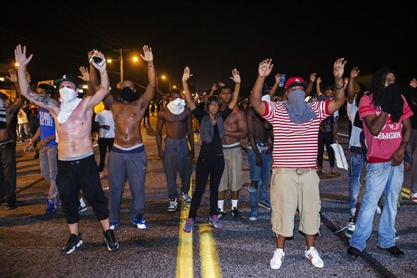 ManifestantesFerguson-reuters.jpg