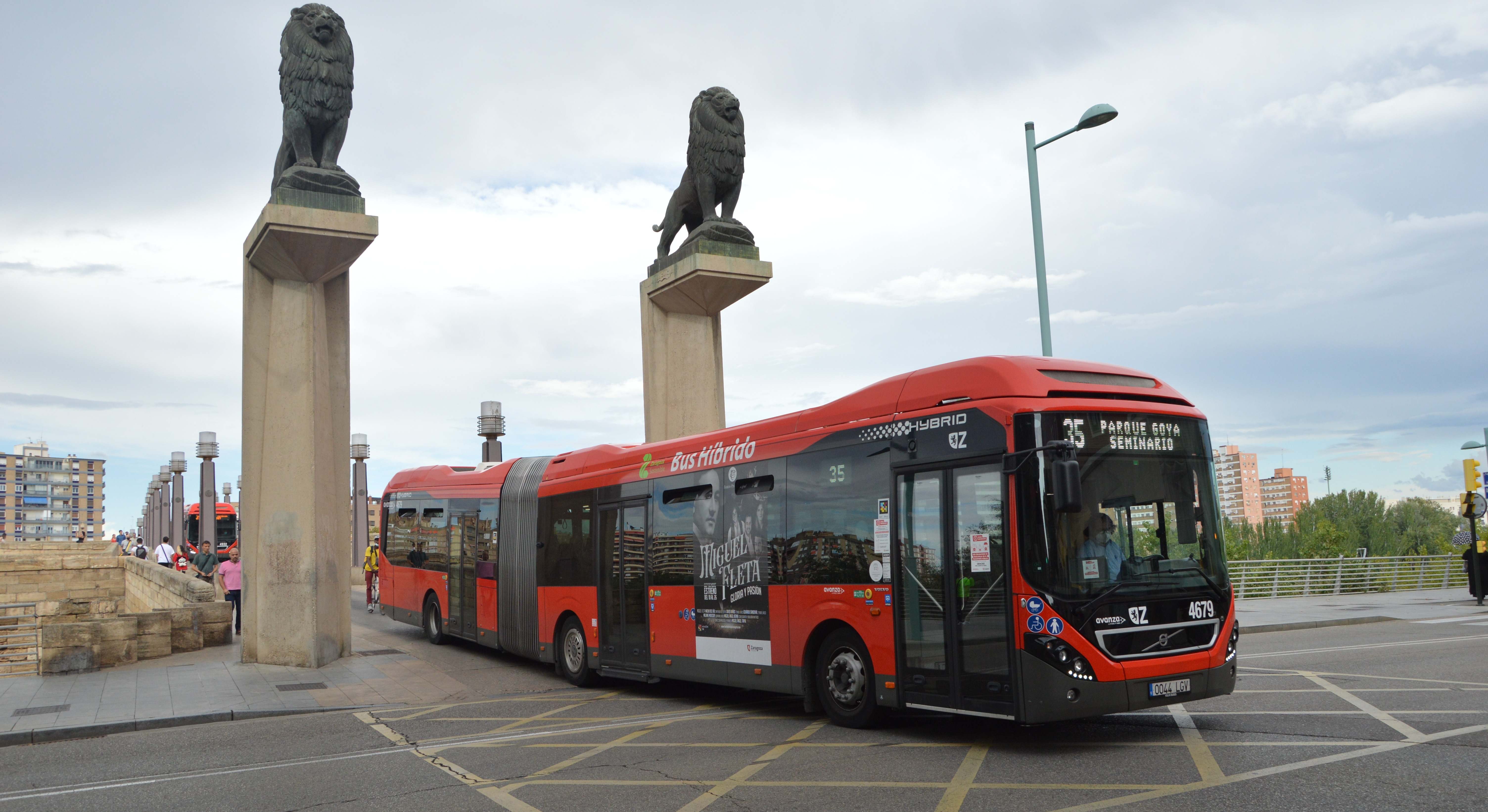 Autobús urbano de Zaragoza. / Autor: Sergio de Frutos