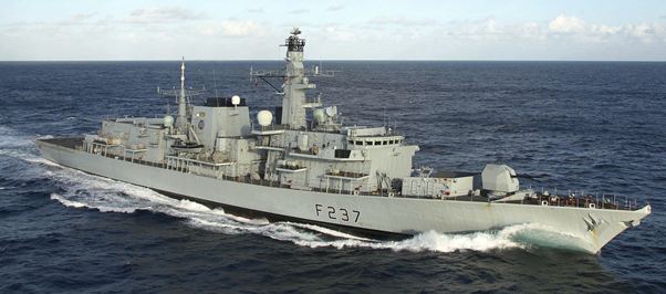 fragata-armada-inglesa.jpg