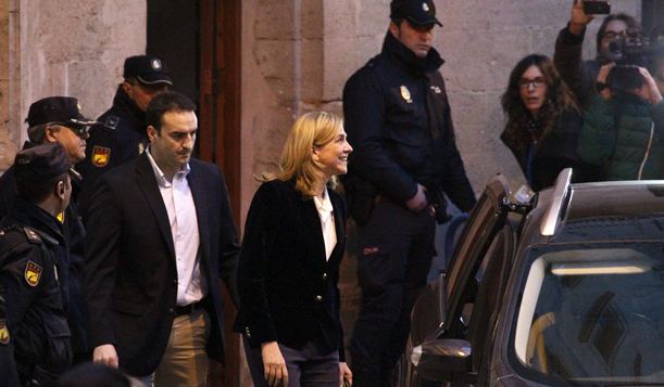 infanta-salida-saludoprensa.jpg