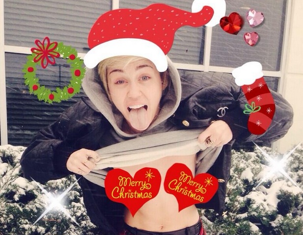 cyrus-topless.jpg