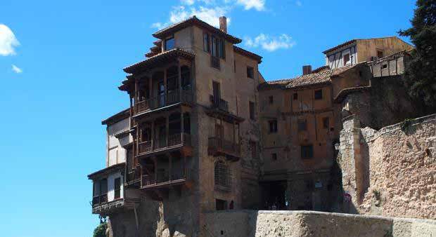 casas-colgadas