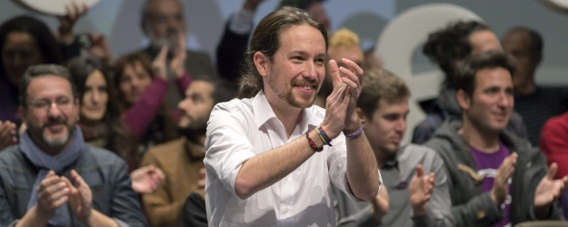 Pablo-Iglesias-aplauso-2015.jpg