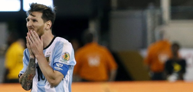 Messi-desolado-argentina-2016.jpg